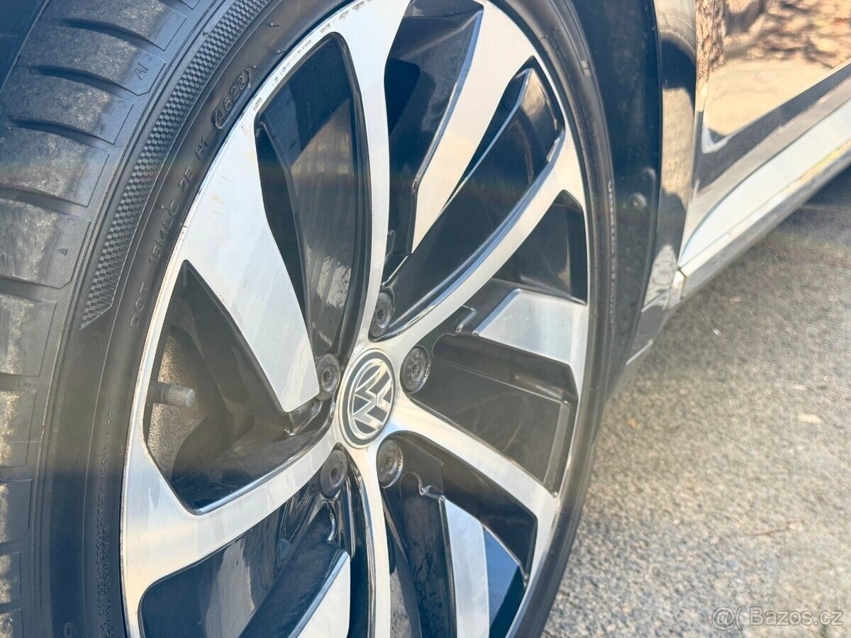 Volkswagen Arteon Sedan / Limuzína 0,0 176 kw