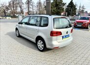 Volkswagen Touran MPV 2,0 l 103 kw