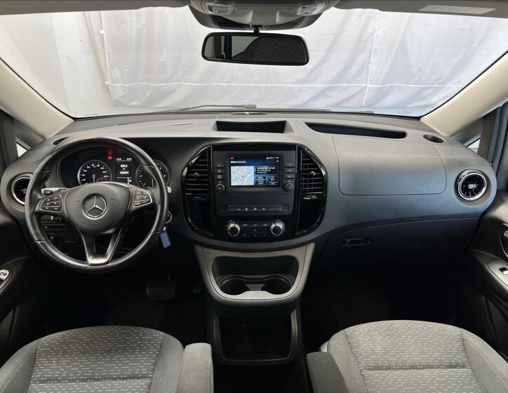 Mercedes-Benz Vito MPV 2,0 l 174 kw