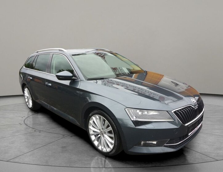 Škoda Superb Kombi 2,0 l 140 kw