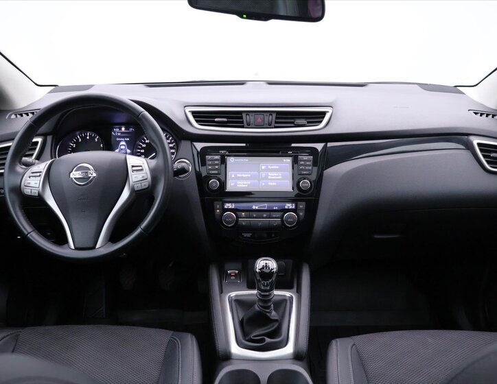 Nissan Qashqai SUV / Terénní 1,2 l 85 kw