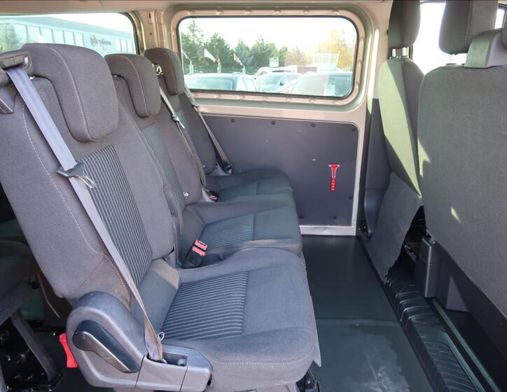 Ford Transit Custom 17