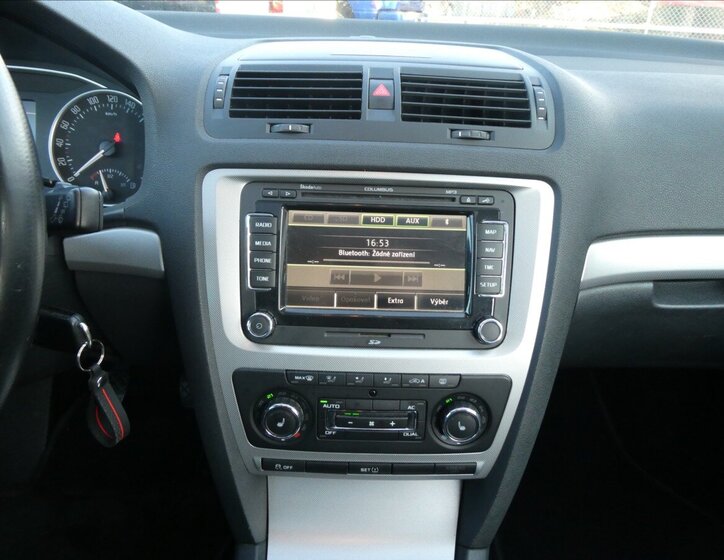 Škoda Octavia Kombi 2,0 l 103 kw