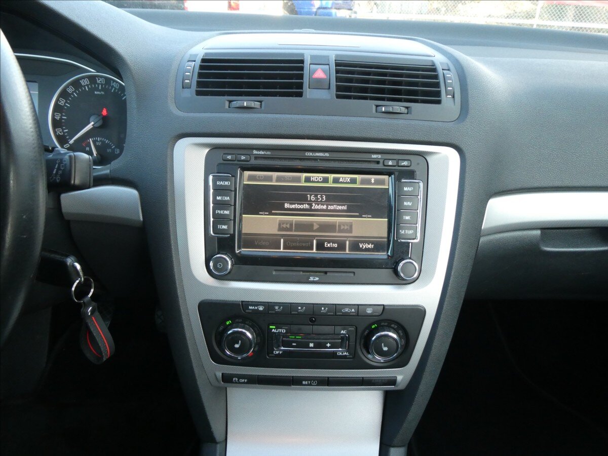 Škoda Octavia Kombi 2,0 l 103 kw