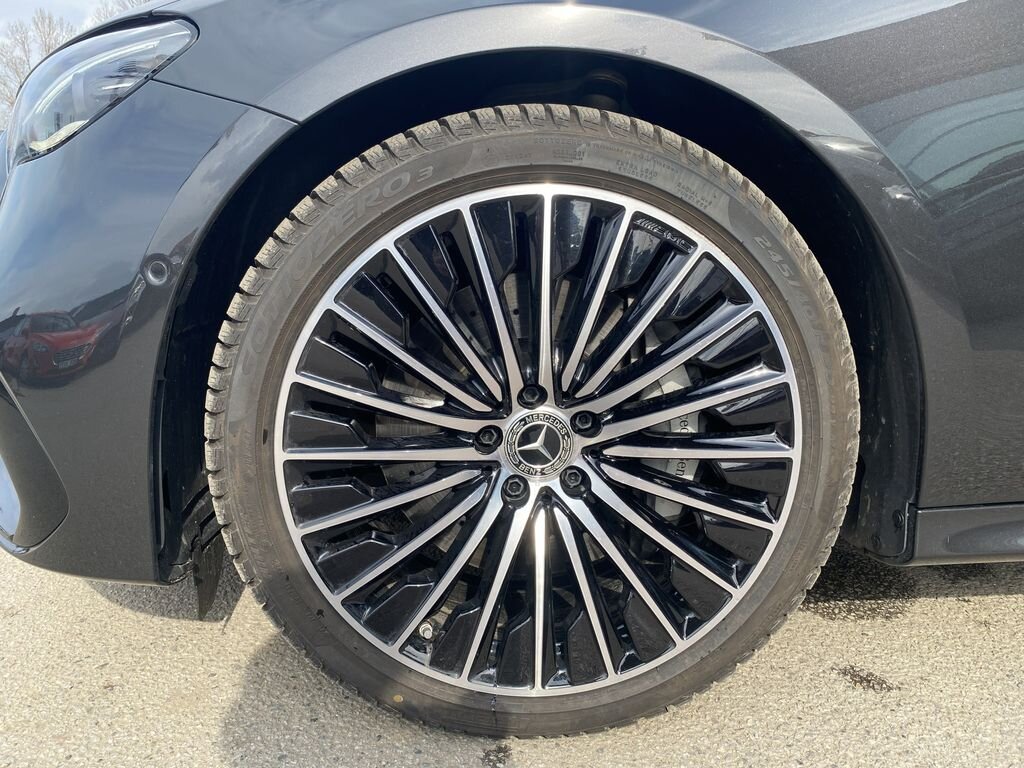 Mercedes-Benz Třídy E Kombi 2,0 l 145 kw