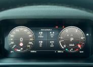 Land Rover Defender 9