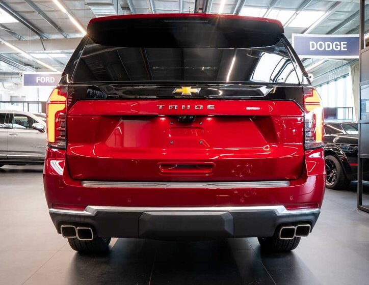 Chevrolet Tahoe SUV 6,2 l 313 kw