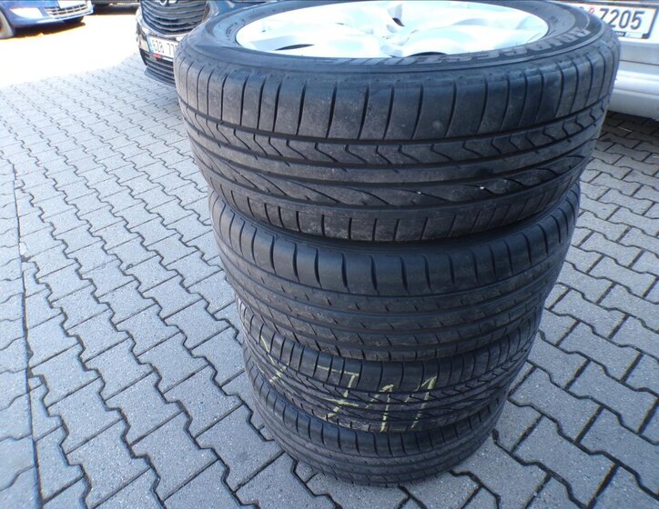 Mazda CX-7 Kombi 2,2 l 127 kw