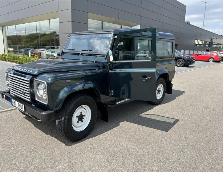 Land Rover Defender Ostatní 2,2 l 90 kw