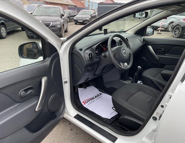 Dacia Sandero 9