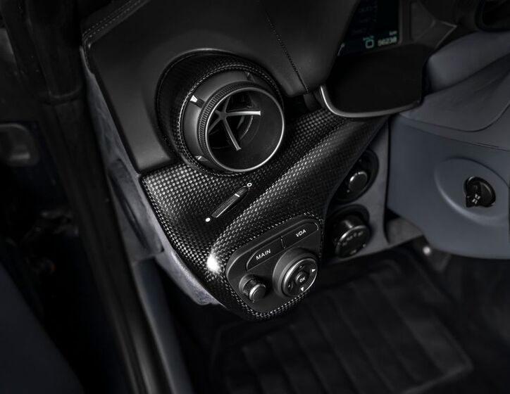 Ferrari F12 Berlinetta 28