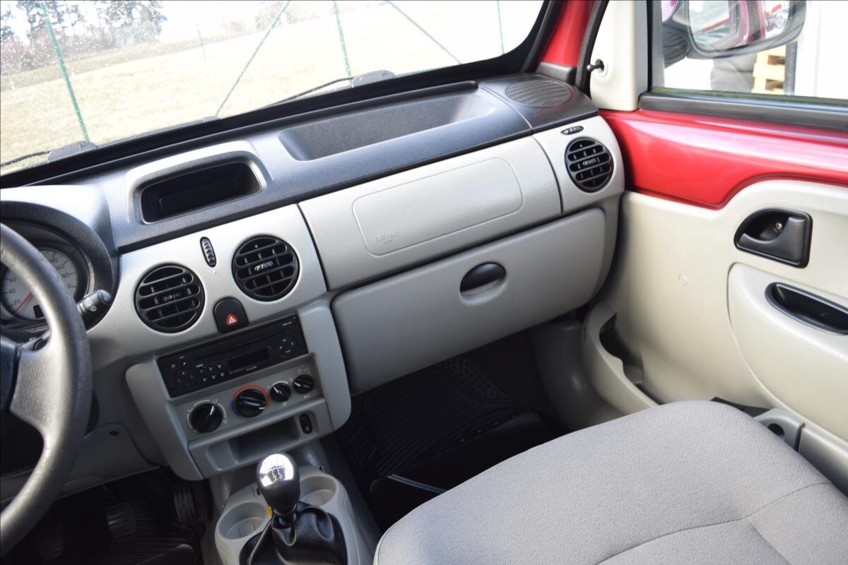Renault Kangoo Kombi 1,1 l 55 kw