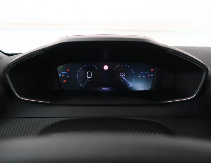 Peugeot 2008 SUV / Terénní 1,2 l 74 kw