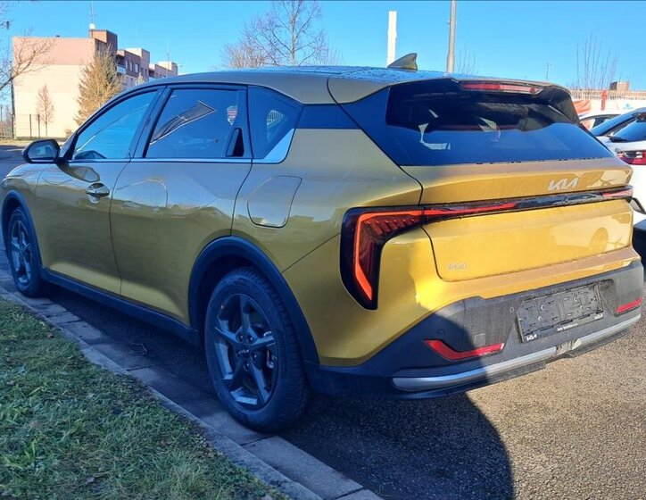 KIA Ostatní 6