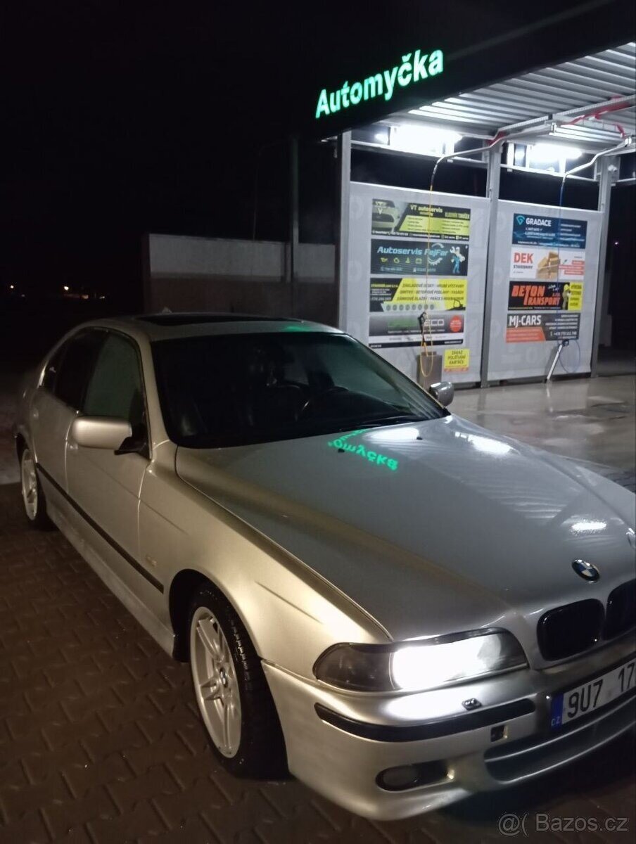 BMW Řada 5 Sedan / Limuzína 0,0 135 kw