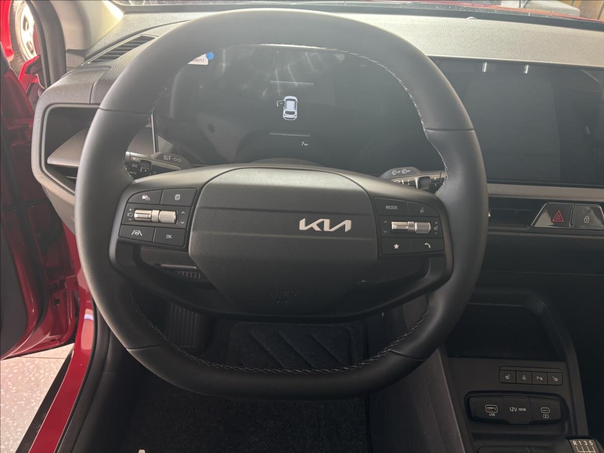 KIA Stonic CUV / Crossover 999,0 74 kw