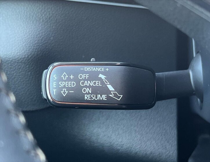 Škoda Karoq SUV / Terénní 1,5 l 110 kw