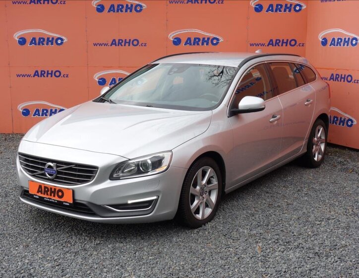 Volvo V60 Kombi 2,0 l 133 kw