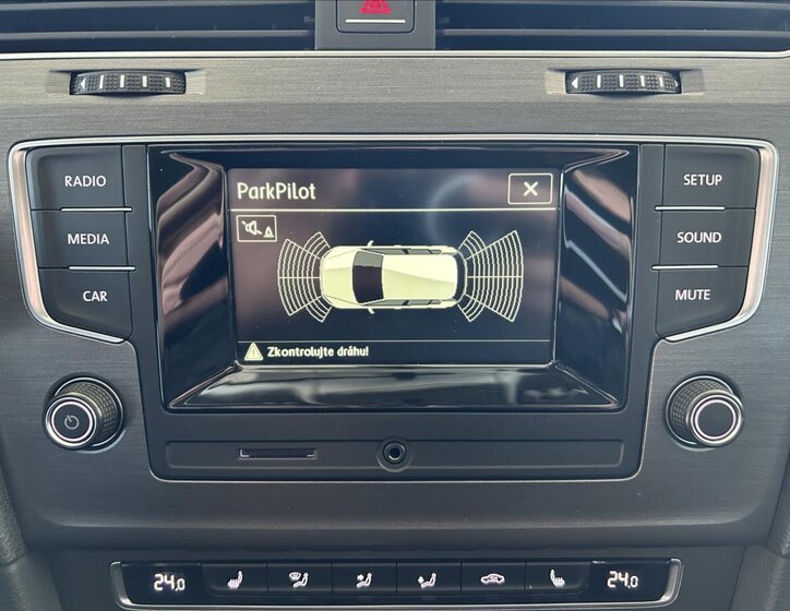 Volkswagen Golf Hatchback 1,2 l 77 kw