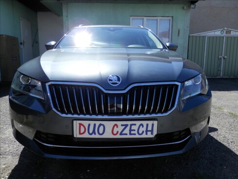 Škoda Superb