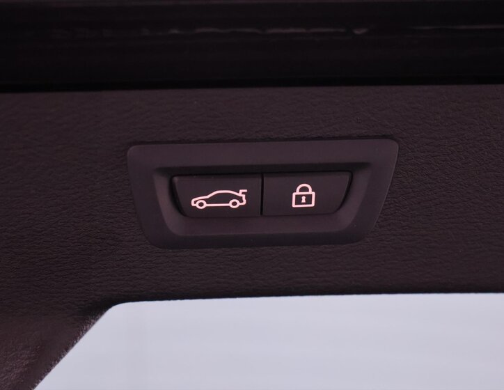 BMW X6 SUV 3,0 l 230 kw