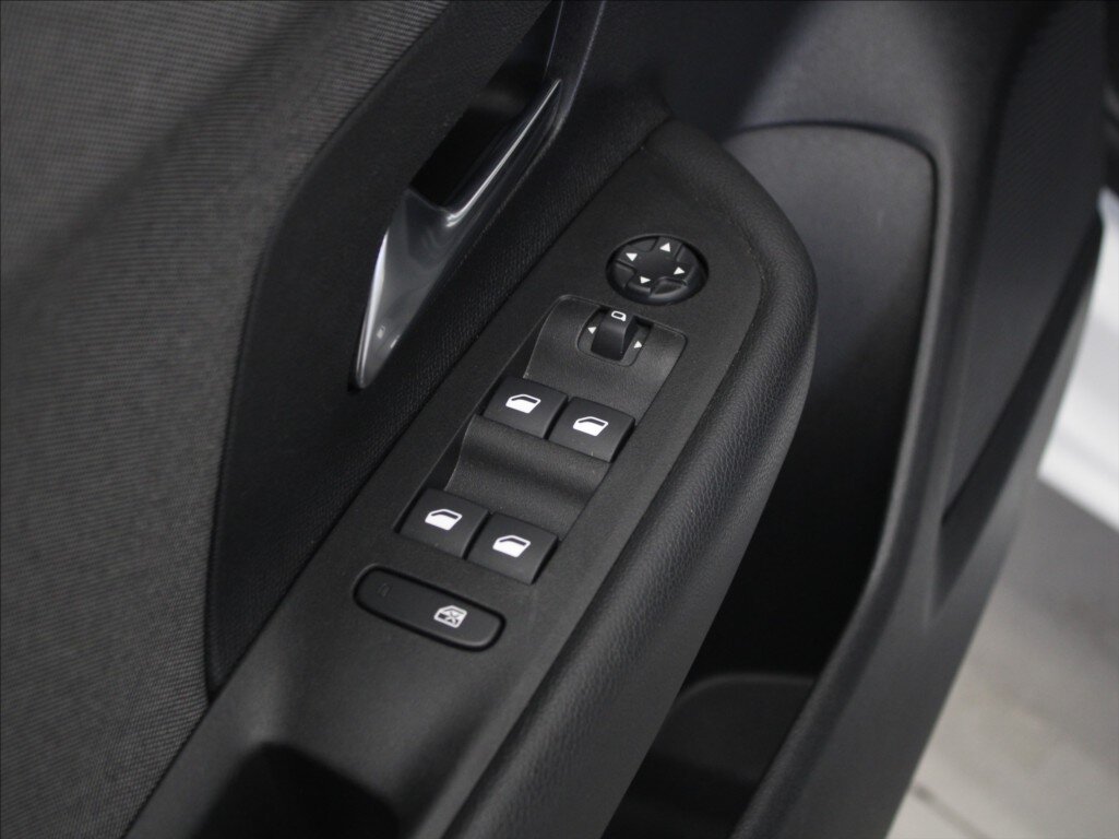 Opel Mokka SUV / Terénní 1,5 l 81 kw