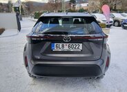 Toyota Yaris Cross 30