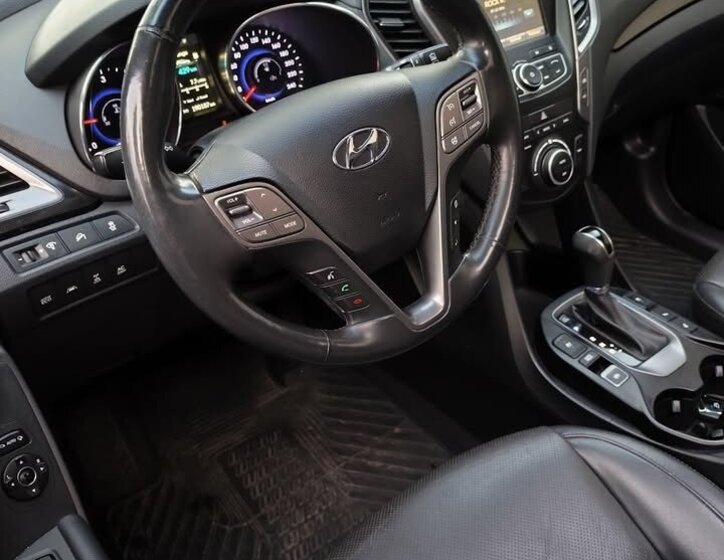 Hyundai Santa Fe SUV 2,2 l 145 kw