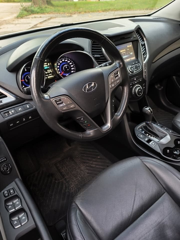 Hyundai Santa Fe SUV 2,2 l 145 kw