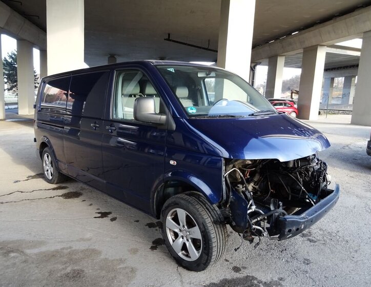 Volkswagen Transporter Skříň 2,5 l 96 kw