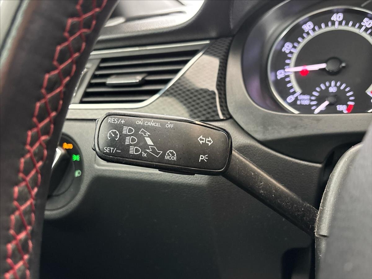 Škoda Rapid Hatchback 999,0 81 kw