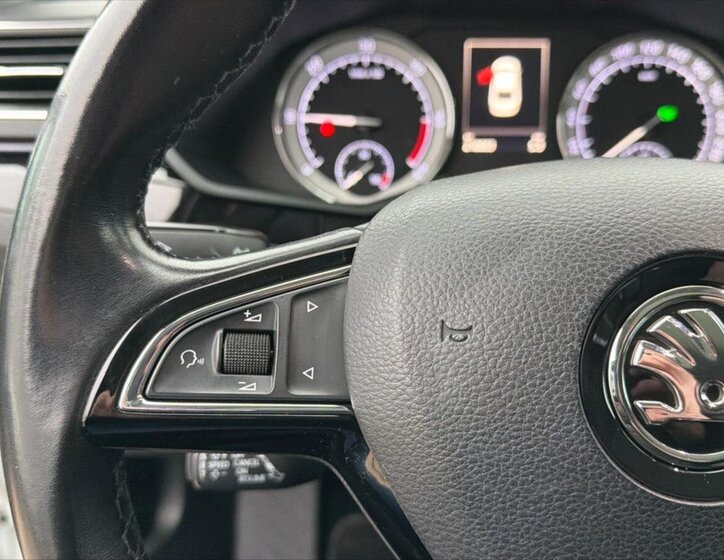 Škoda Superb Sedan 2,0 l 140 kw