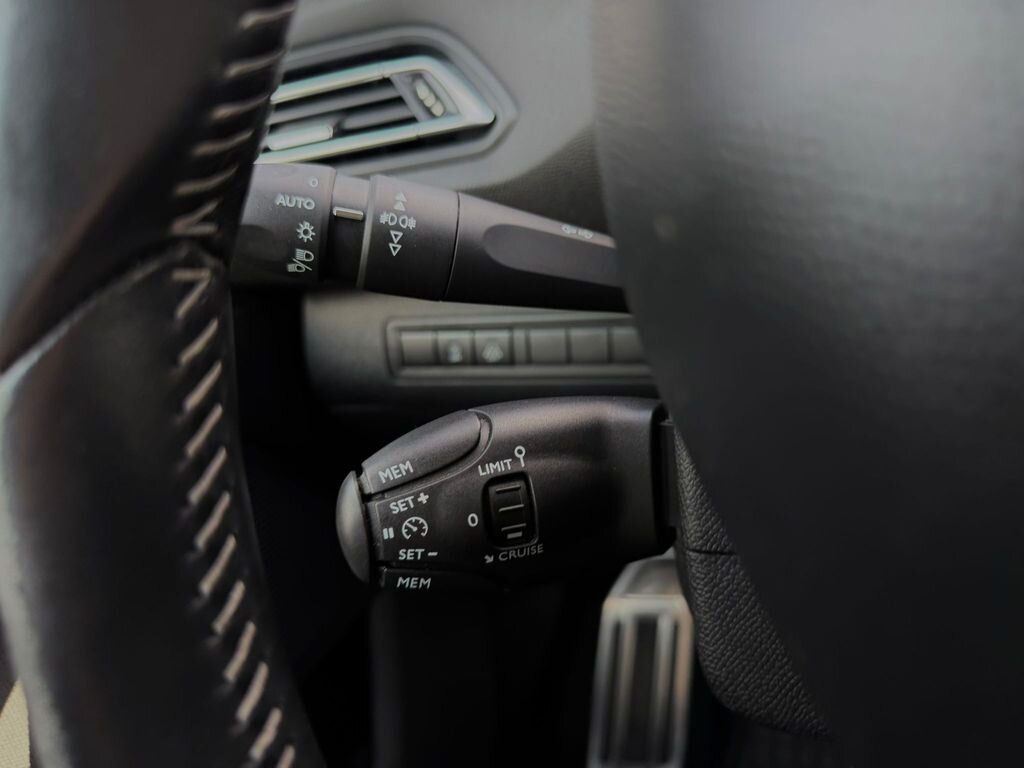 Peugeot 308 Kombi 1,2 l 96 kw