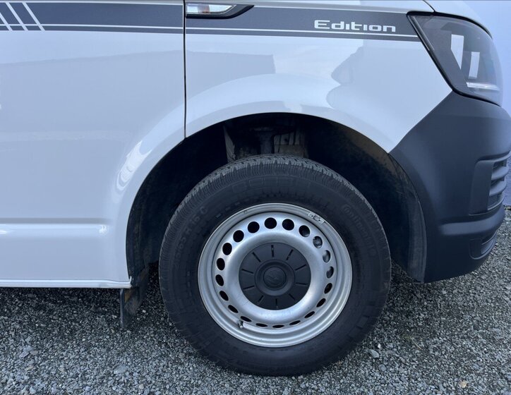 Volkswagen Transporter Kombi 2,0 l 62 kw