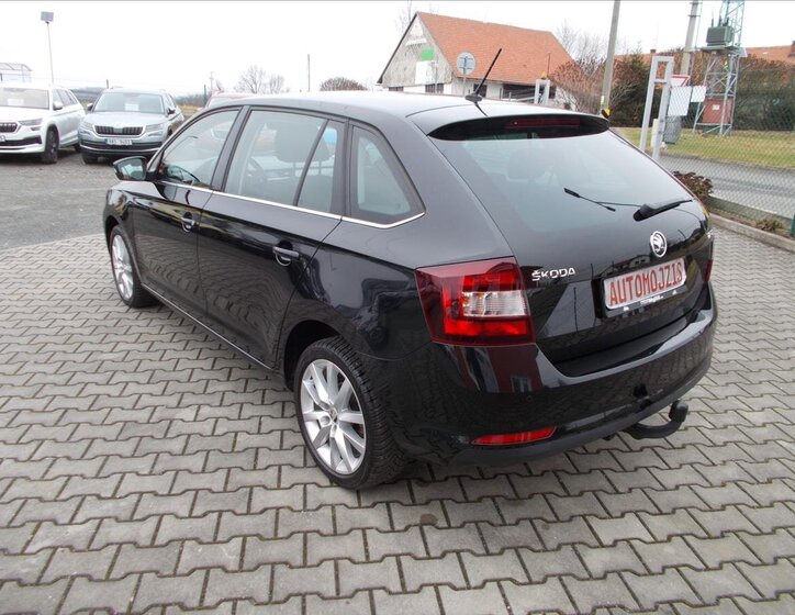 Škoda Rapid 12