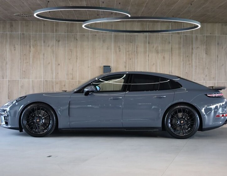 Porsche Panamera Sedan / Limuzína 4,0 l 368 kw
