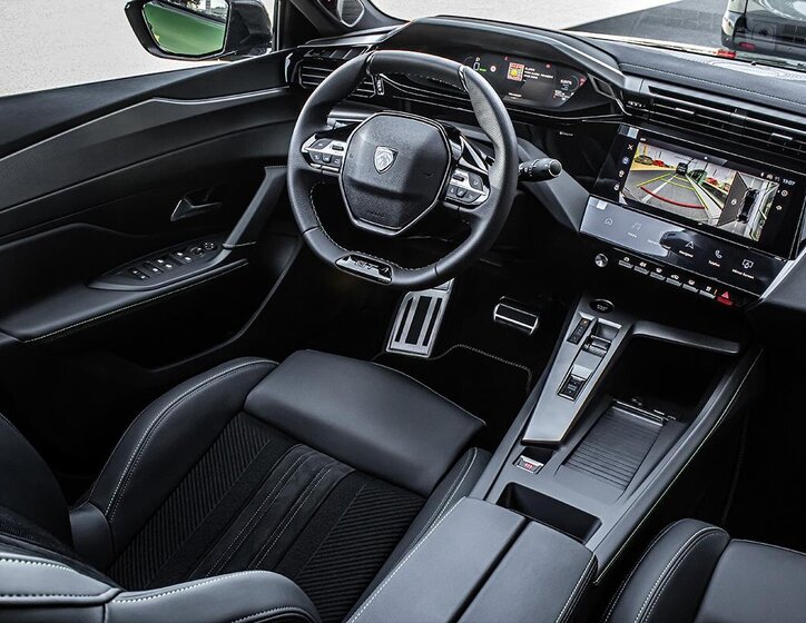 Peugeot 408 Liftback 1,6 l 132 kw