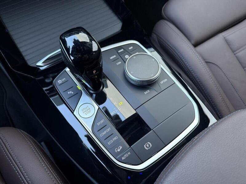 BMW X3 SUV 2,0 l 140 kw