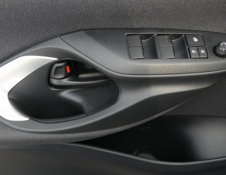 Mazda 2 Hatchback 1,5 l 68 kw