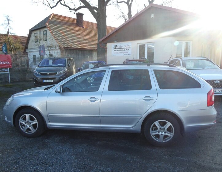 Škoda Octavia Kombi 2,0 l 103 kw