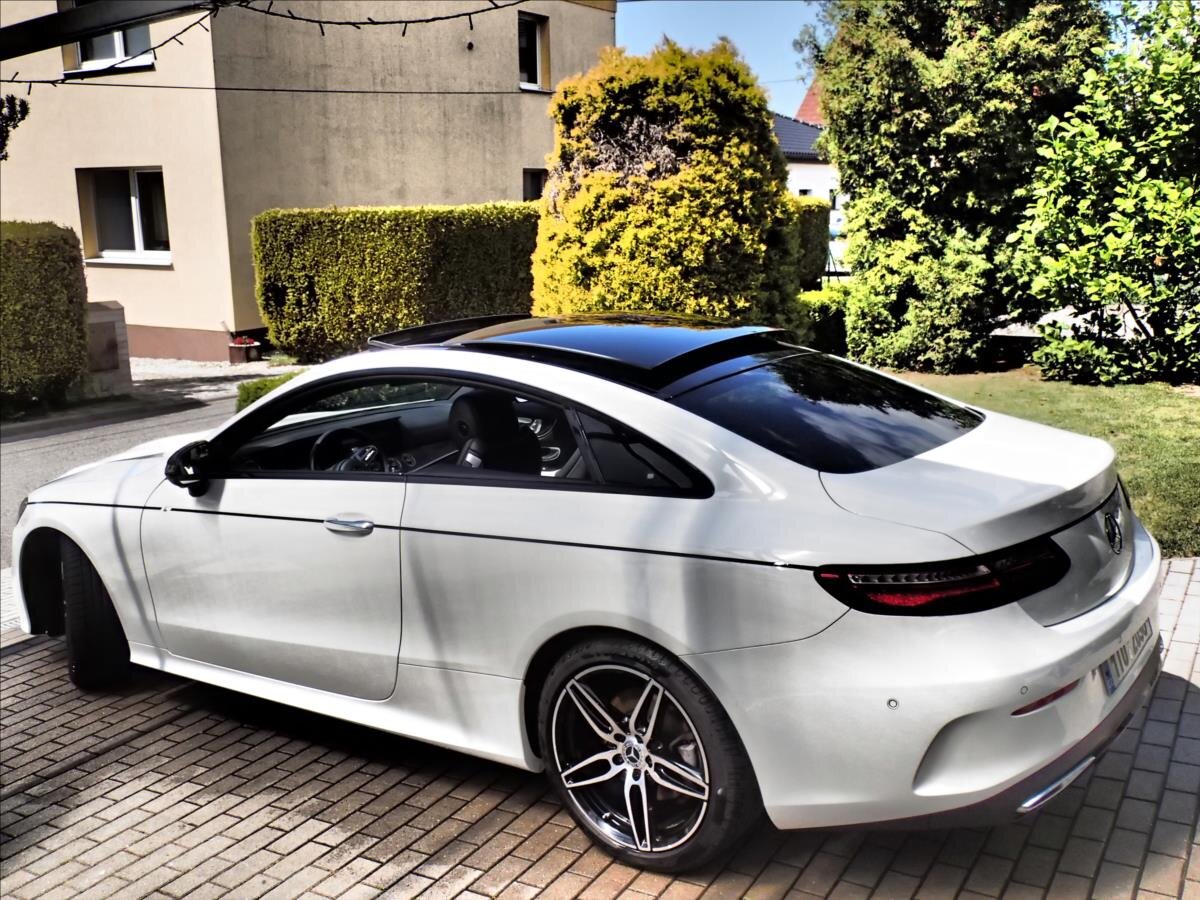 Mercedes-Benz Třídy E Kupé 2,9 l 250 kw