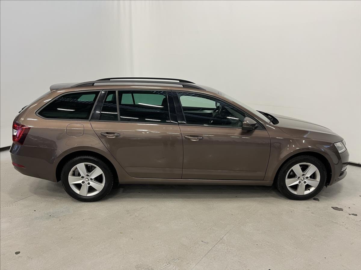 Škoda Octavia Kombi 1,5 l 110 kw