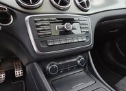 Mercedes-Benz CLA Sedan 1,8 l 100 kw