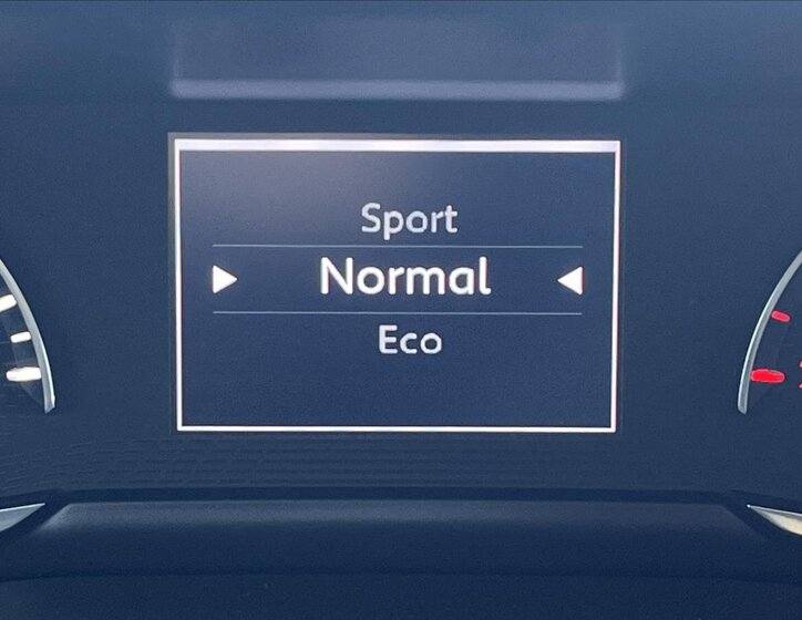 Peugeot 2008 SUV / Terénní 1,2 l 96 kw