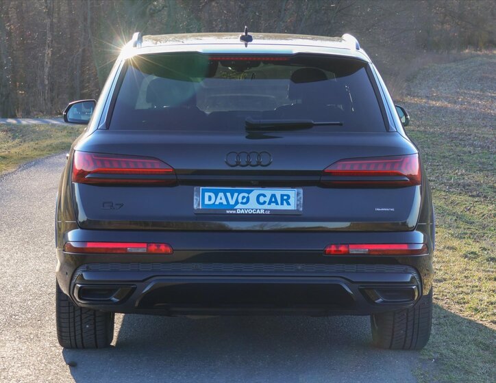 Audi Q7 SUV / Terénní 3,0 l 210 kw