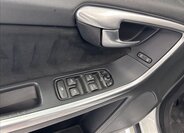 Volvo XC60 Kombi 2,4 l 140 kw