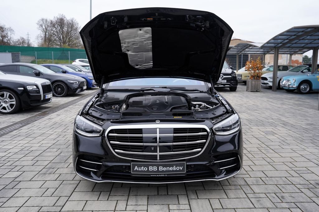 Mercedes-Benz Třídy S Sedan / Limuzína 3,0 l 320 kw