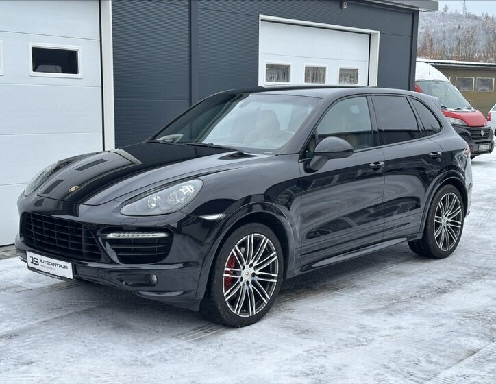 Porsche Cayenne 10