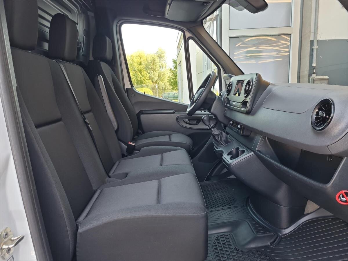 Mercedes-Benz Sprinter Skříň 2,0 l 110 kw