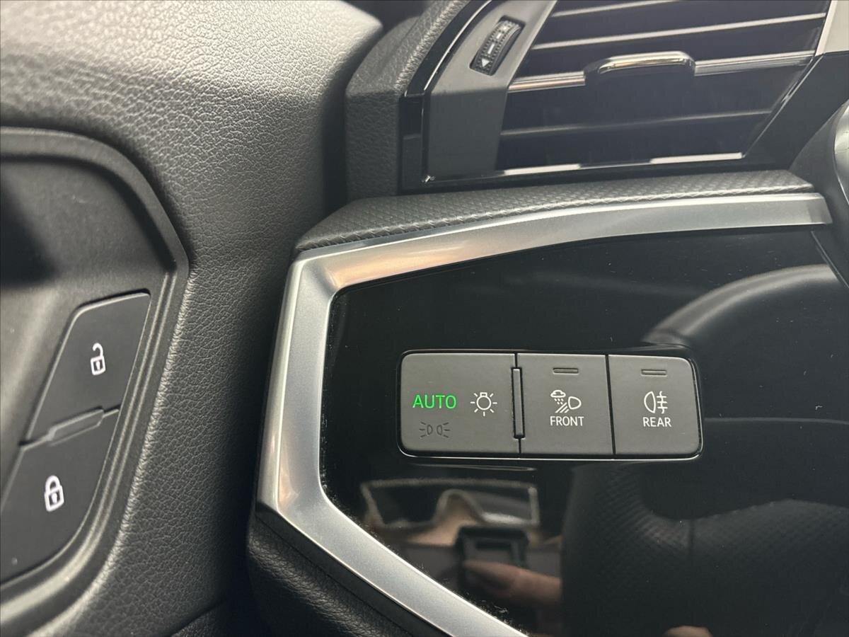 Audi Q3 SUV / Terénní 2,0 l 140 kw